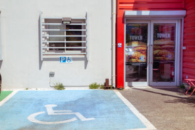 Place handicapé parking Hup Media