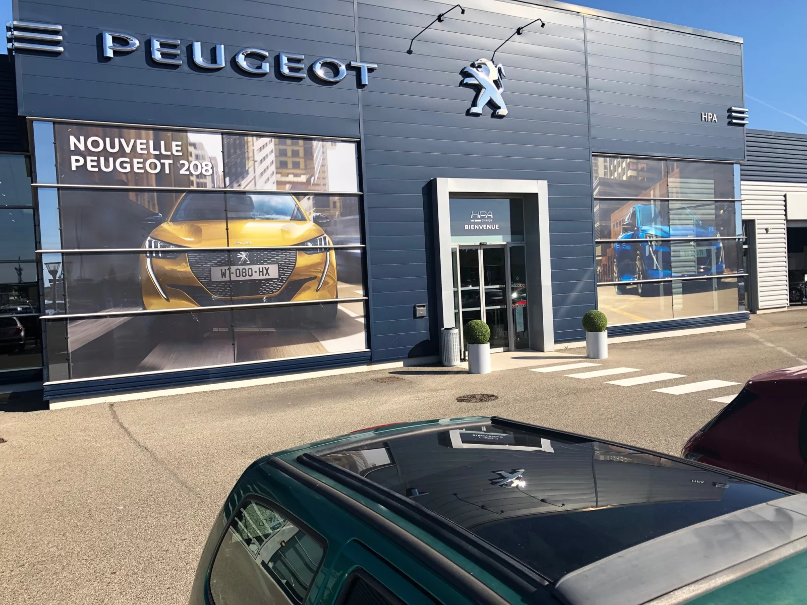 Peugeot_Orange_84_Vitro_Format_V2